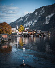 Hallstatt im Herbst Oberösterreich Dachstein