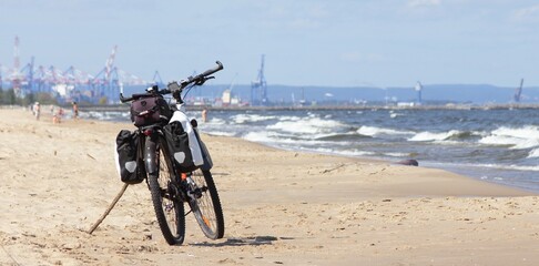 rower nad morzem