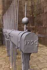 Historischer Schlagbaum in der Festung Königstein in der Sächsischen Schweiz