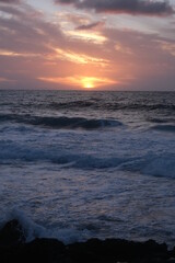 Fototapeta na wymiar Sonnenuntergang Sardinien Meer Welle