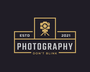 Classic Vintage Retro Label Badge for Photography Logo with Camera Symbol Design Inspiration