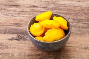 Marinated patissons in the bowl