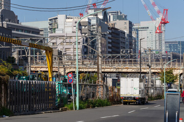 Obraz na płótnie Canvas 建設工事が活発に続く渋谷駅を望む風景