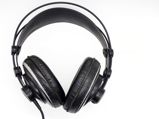 Fototapeta na wymiar black professional studio monitor headphones isolated on white background