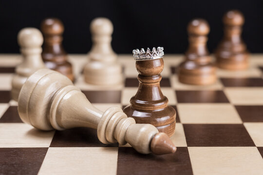 Chess Queen Crown Images – Browse 11,291 Stock Photos, Vectors