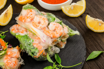 Vietnamese Food：Fresh Spring Roll with shrimps,