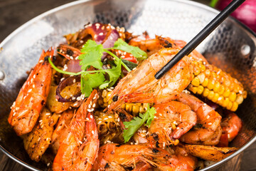 A Chinese dish: Griddle Shrimp，dry pot shrimp