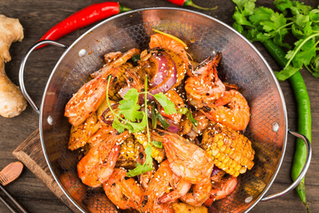 A Chinese dish: Griddle Shrimp，dry pot shrimp