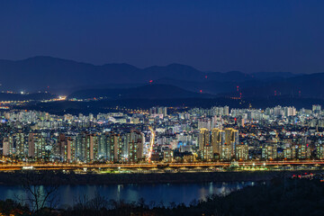 Cityscape night view of Yeouido, Seoul at sunset time