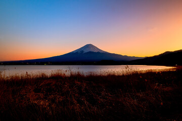 富士山と河口湖の夕景