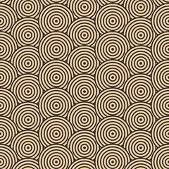 Behang Modern vectorpatroon in Japanse stijl. Geometrische zwarte patronen op een gouden achtergrond, cirkels in het zand. Moderne illustraties voor wallpapers, flyers, covers, banners, minimalistische ornamenten © AsyA