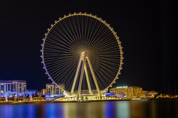 Obraz premium Dubai Marina - at night