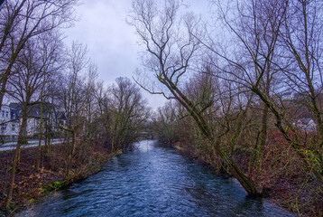 Die Ruhr in Arnsberg im Sauerland im Winter