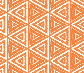 Behang Gestreept handgetekend patroon. Oranje symmetrisch © Begin Again