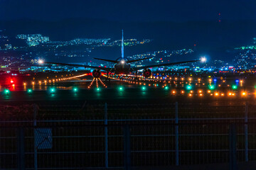 Fototapeta na wymiar Takeoff at Itami Airport
