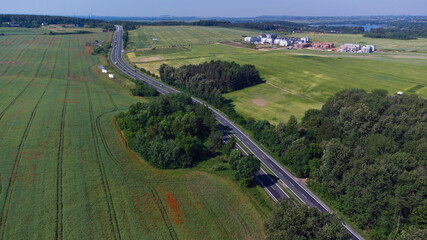 Krajobraz w okolicach Siewierza. Droga krajowa 91. Widok z drona.