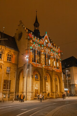Fototapeta na wymiar Weihnachtliche Entdeckungstour durch die wunderschönen Altstadt von Erfurt - Thüringen