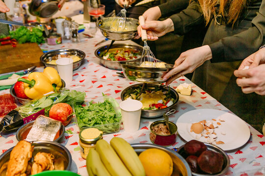 collective cooking salad food kitchen food tomato