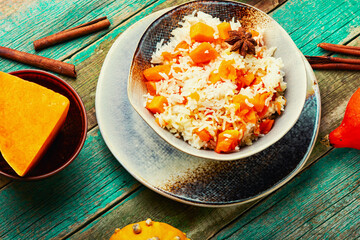 Stewed rice with pumpkin