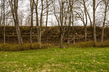 Fototapeta na wymiar the remains of the fortress wall. Kremlin. earthen rampart from the old fortress wall