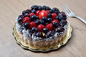 Cake with cream and berries