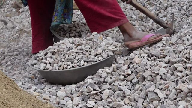 women labor working in a construction site in dhaka in bangladesh