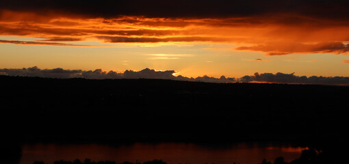 Faint Lakeset