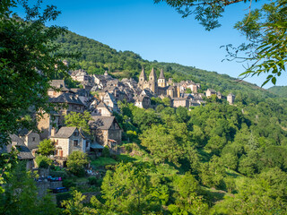 Fototapeta na wymiar A general view of the french medieval town of Conques