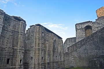 Fototapeta na wymiar ruins of kangra fort himchal pradesh,india 