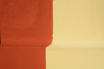 details of a two-tone wall