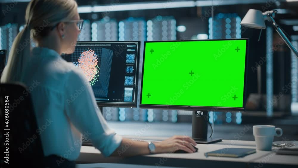 Poster High-Tech Data Center Server: Female IT Specialist Working on Green Screen Chroma Key Computer. Monitoring Web Services, Cloud Computing, Analytics Facility, Maintenance of Cyber Security
