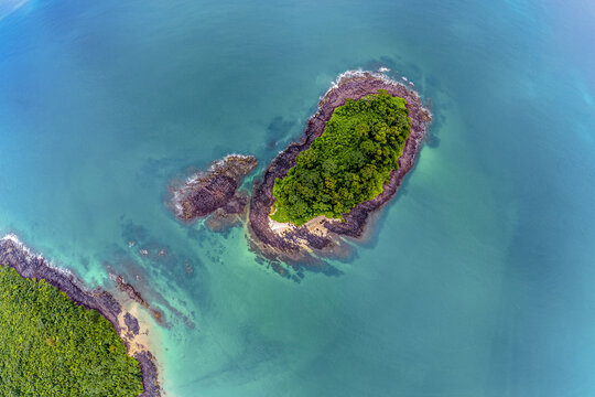 Panoramic view of bureh beach island