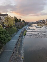 Naklejka na ściany i meble 京都の美しく清い川