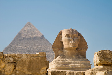 Landscape of the Sphinx in front of the pyramids of Giza, egypt