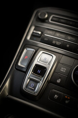 Automatic button gear shifter in a new car