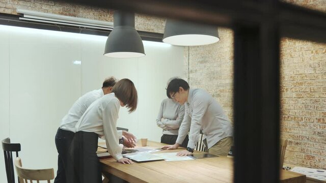 multi-generations Creative business people during brainstorm meeting