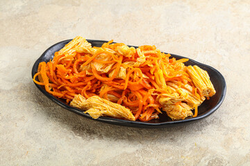 Korean soy asparagus with carrot