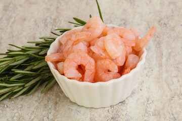 Tasty peeled prawn in the bowl