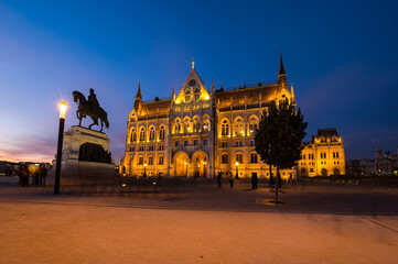 Obraz premium The Hungarian Parliament Building in Budapest