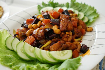 Stir fried Chicken with cashew nuts