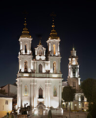 Fototapeta na wymiar Resurrection (Voskresenskaya) church and townhouse in Vitebsk. Belarus