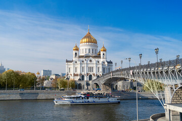 Cathedral of Christ the Savior and Moscow river