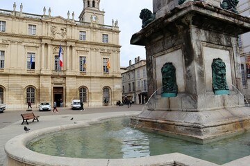 Naklejka premium fountain in the center