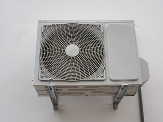 Air conditioner outdoor unit condenser