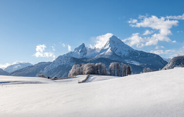Fototapeta na wymiar Snow-covered Watzmann, Berchtesgaden, Bavaria, Germany