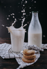 glass of milk and cookies