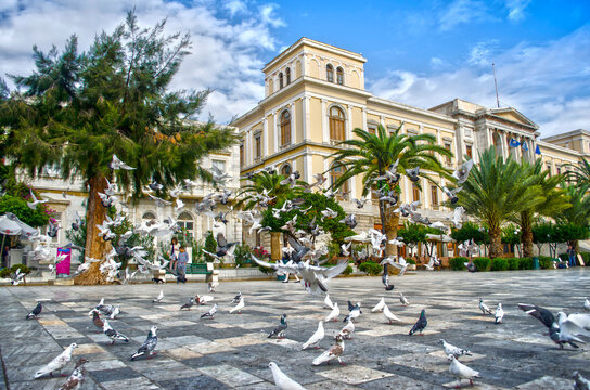 plazza ermoupolis