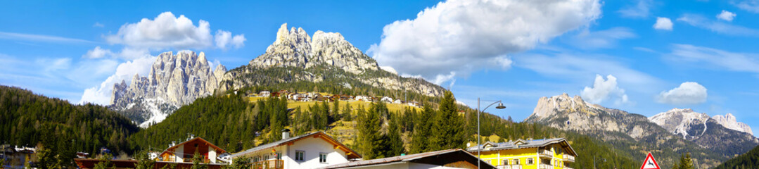Fototapeta na wymiar Pera di Fassa in valley Val di Fassa in the Dolomites. Europe, Central Europe, Italy.