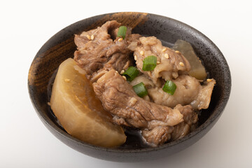 牛すじ大根(牛すじ煮込み)
