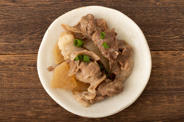 牛すじ大根(牛すじ煮込み)